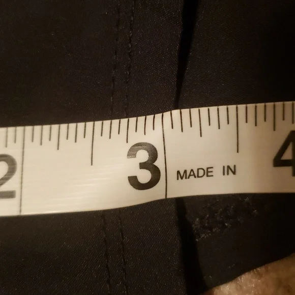 Nike Women's Black Running Shorts - Picture 12 of 12